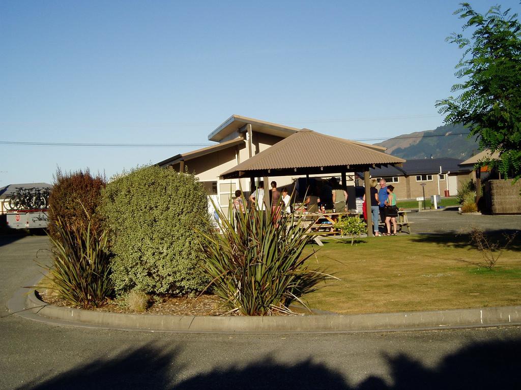 Mohua Motels Takaka Exterior photo