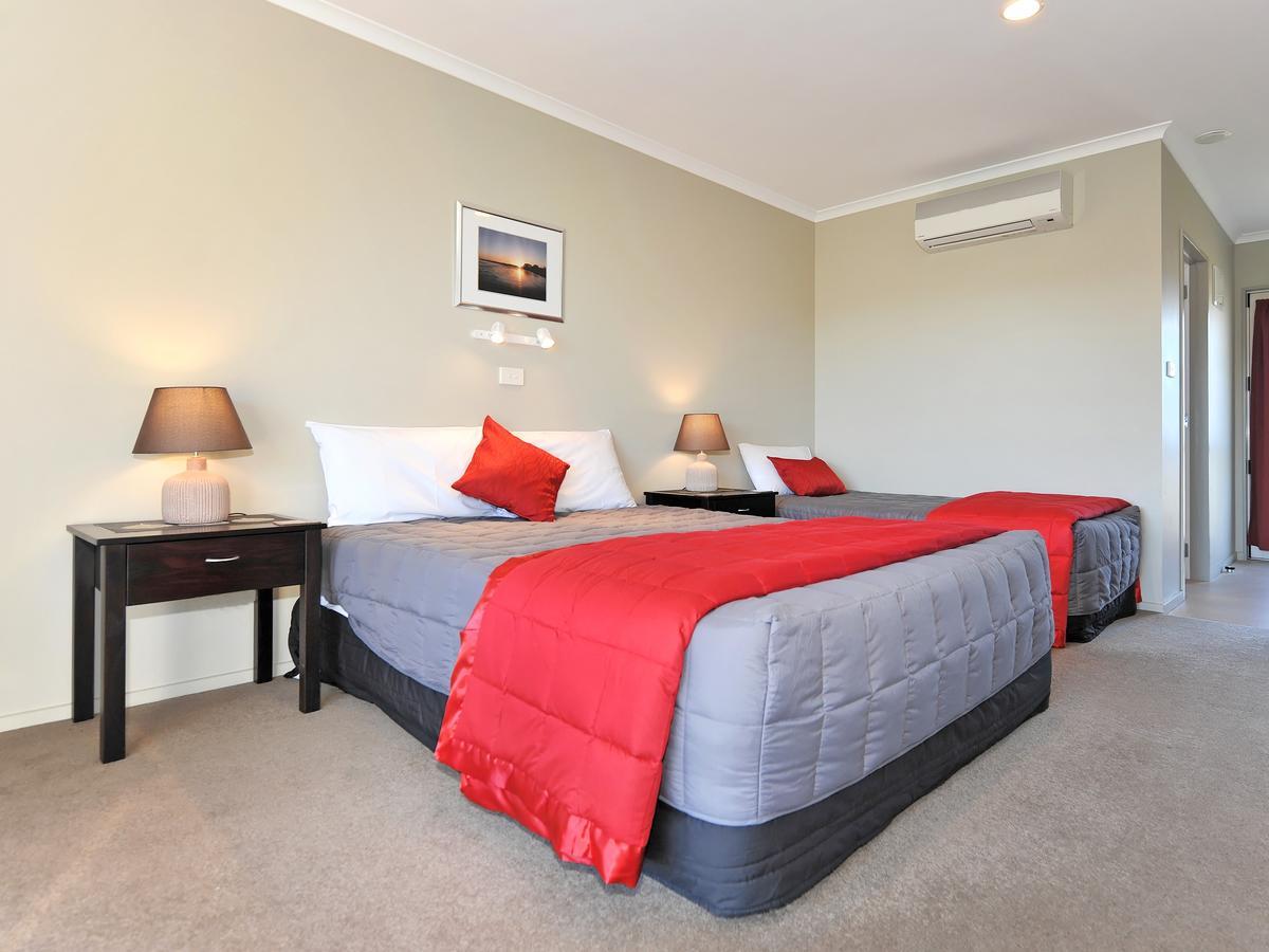 Mohua Motels Takaka Exterior photo