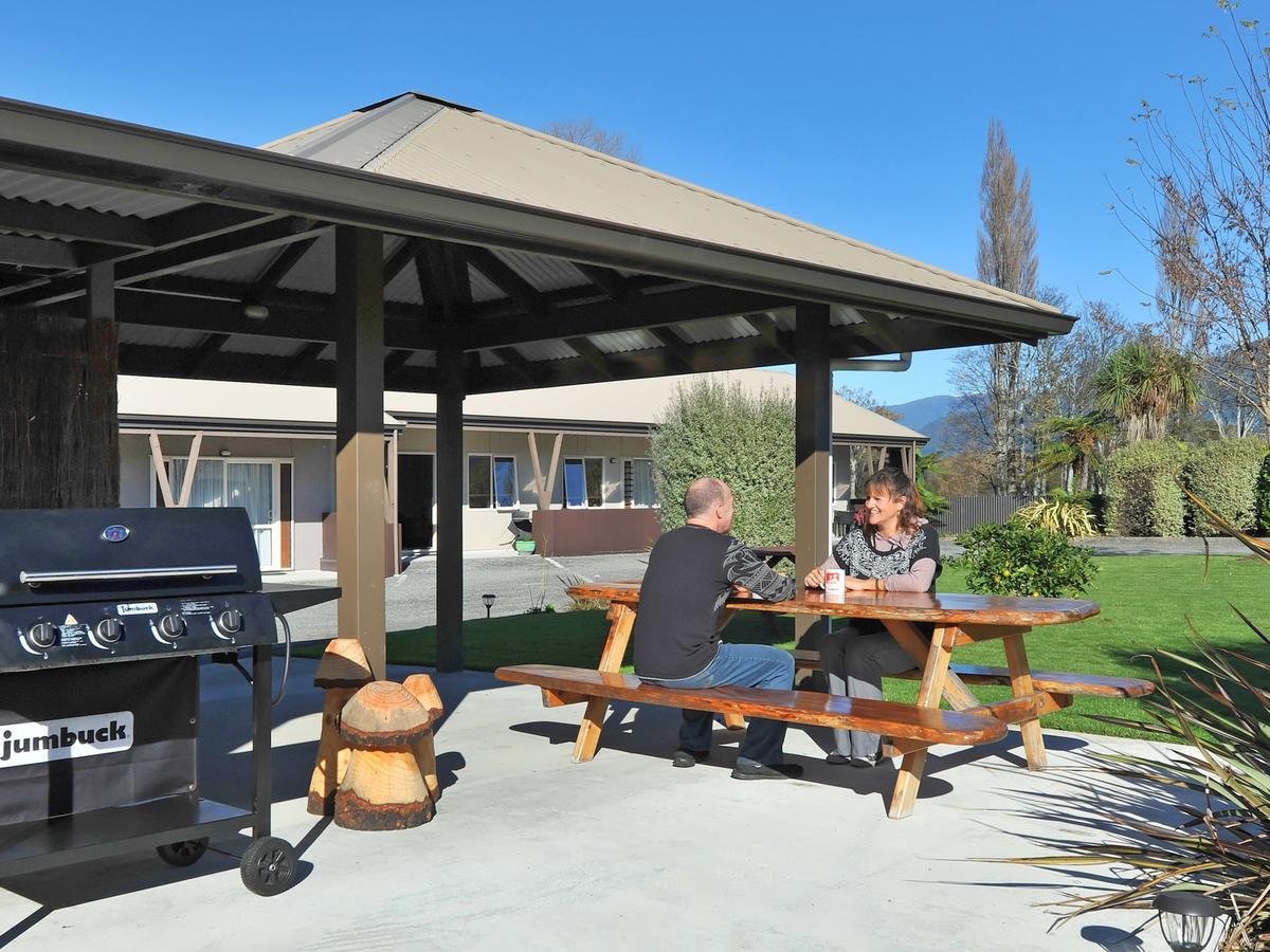 Mohua Motels Takaka Exterior photo