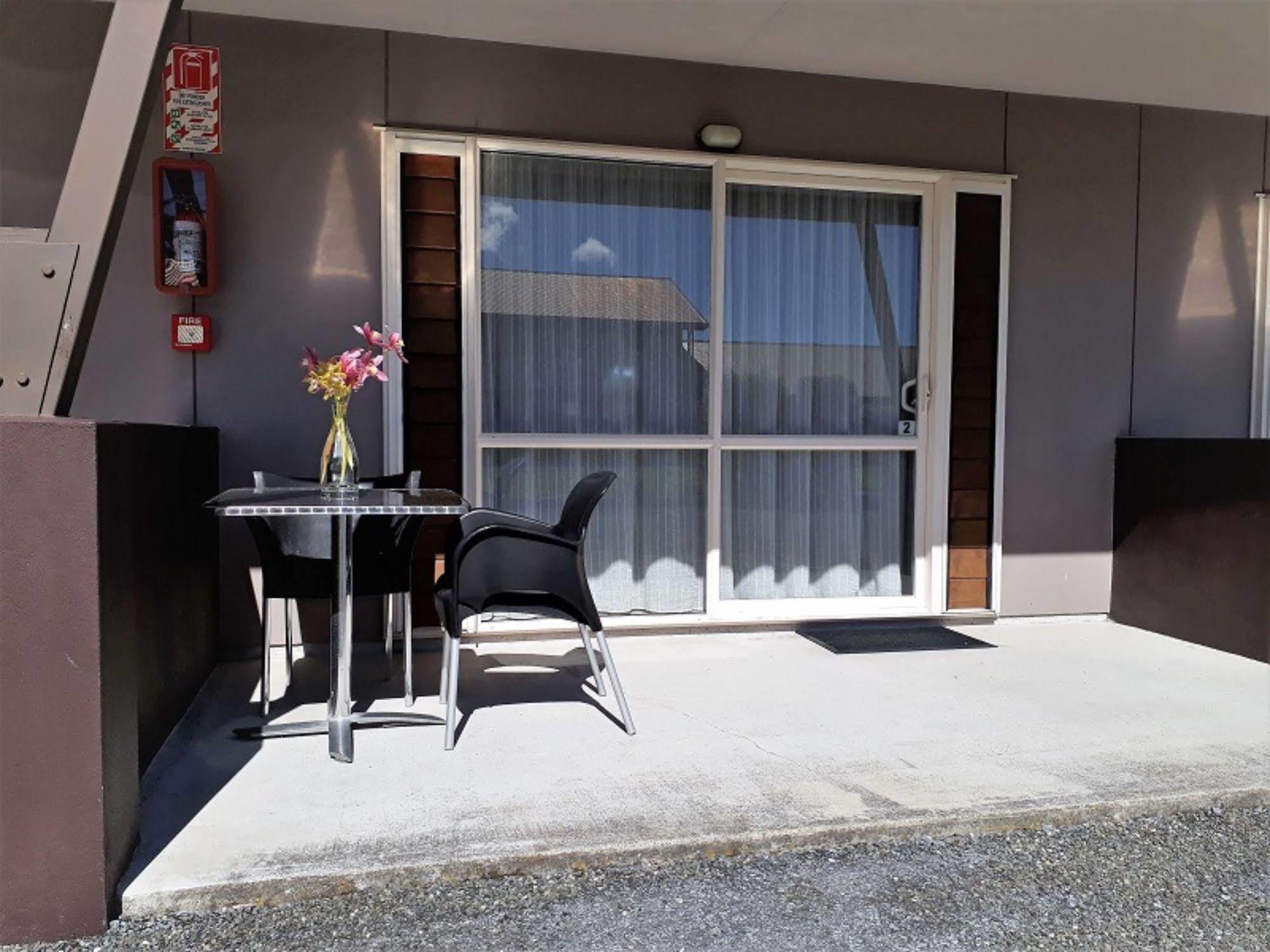 Mohua Motels Takaka Exterior photo