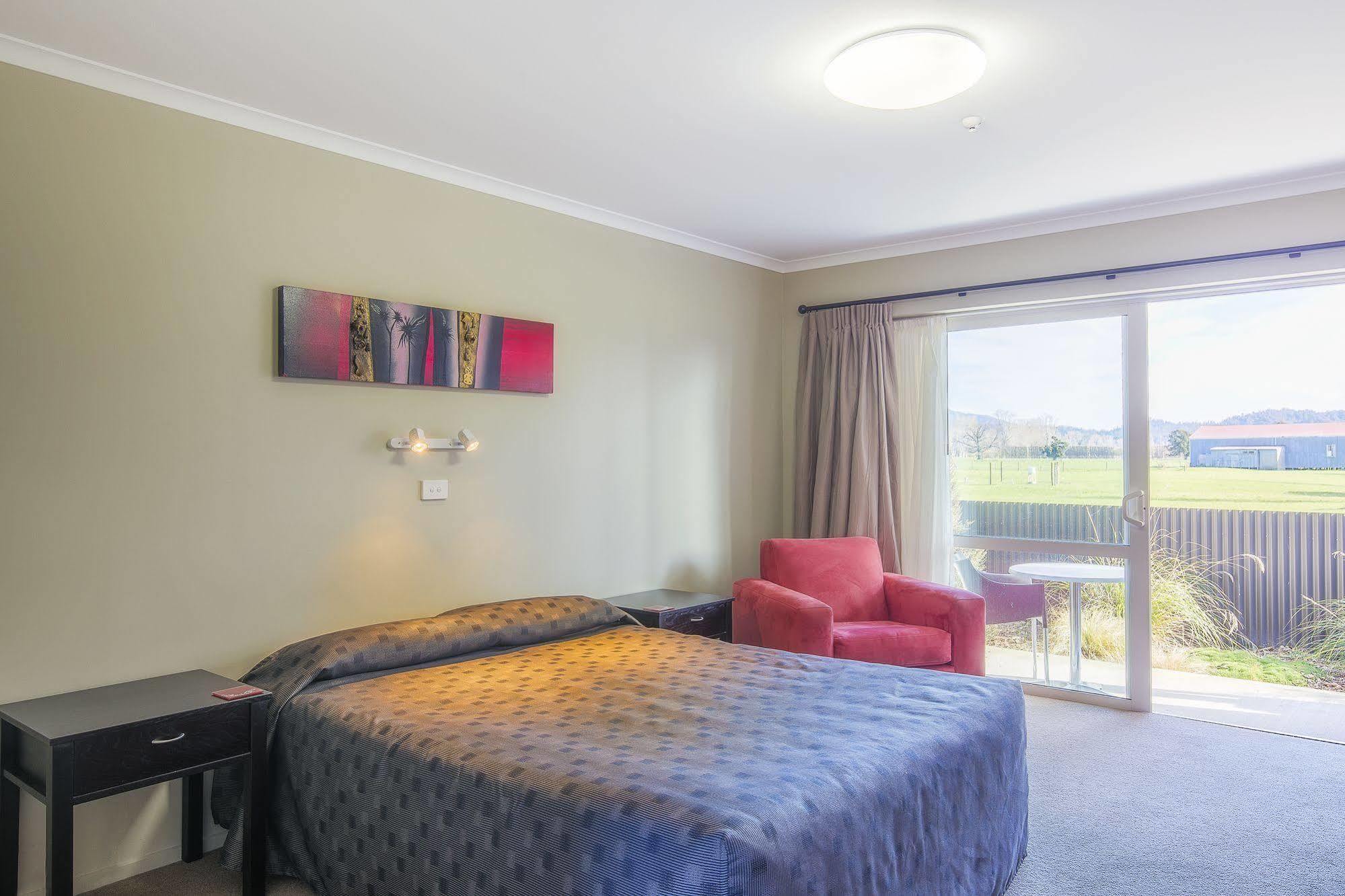 Mohua Motels Takaka Exterior photo