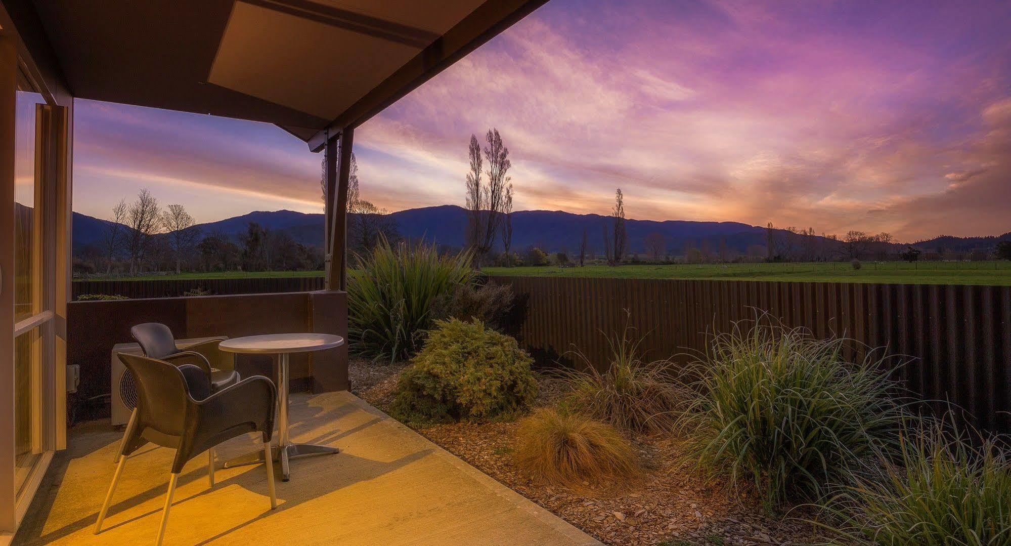 Mohua Motels Takaka Exterior photo